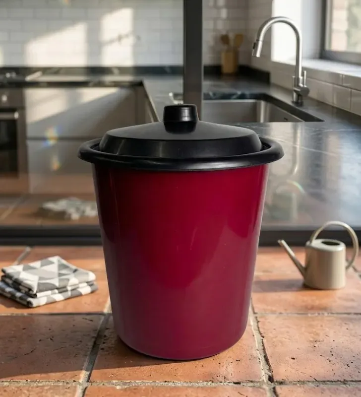 Bote No. 16 Cerplast con Tapa – Contenedor Multiusos Resistente