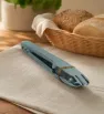 Pinza para Pan Galvanizada La Ideal 23 cm – Resistente y Duradera