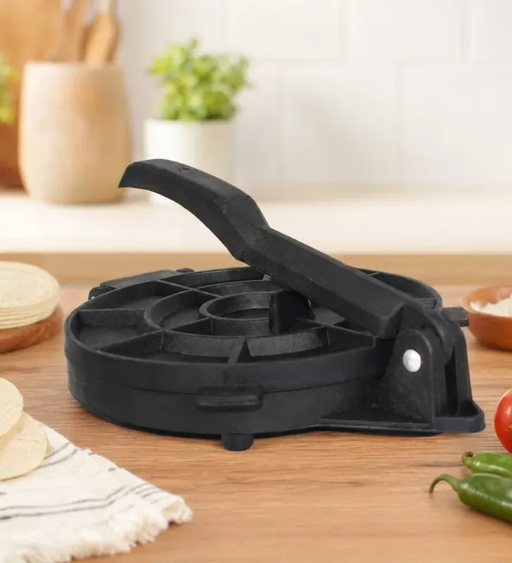 Tortilladora de Aluminio La Ideal Negra – Prensa Manual Resistente