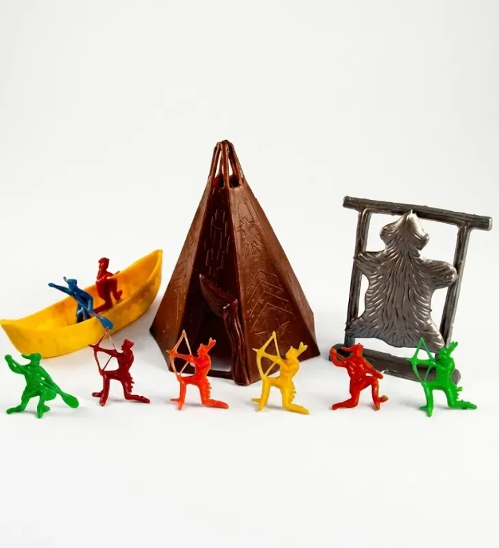 Maqueta Pequeña Tribu Maquiladora de Juguetes – Set Didáctico