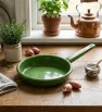 Sartén de Peltre No. 18 Verde Jaspeado con Mango – Prodesa