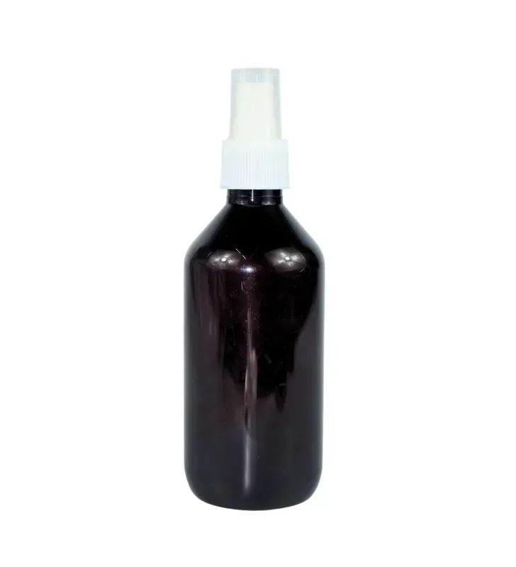 Botella de PET Ámbar 240ml con Bomba Atomizadora – Plastika LB1P012