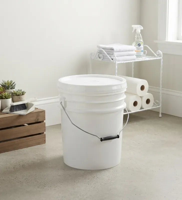 Cubeta de Plástico Europlast 19 Litros – Bote Blanco con Tapa y Asa