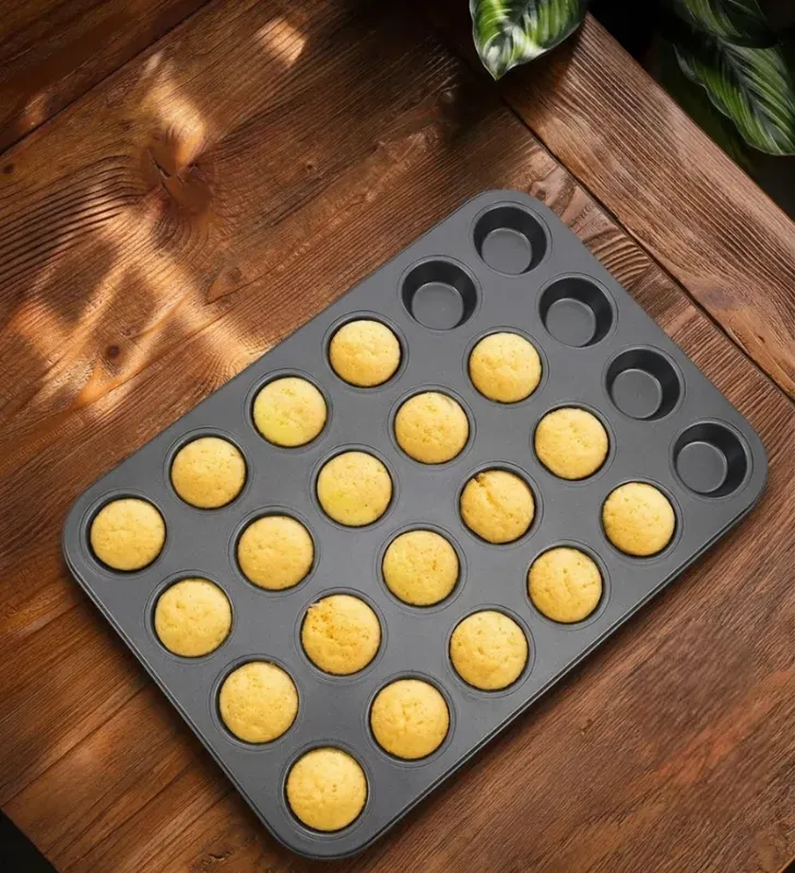 Molde para Muffin 24 Piezas Acero al Carbón Travessa 060-005-024