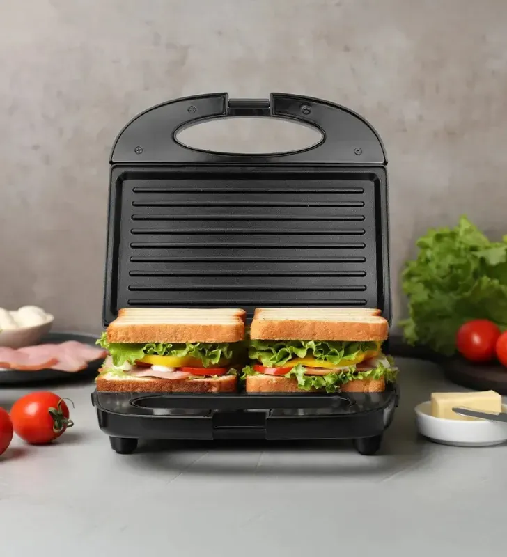 Sandwichera Eléctrica 750W Negra EL35C1 Signa