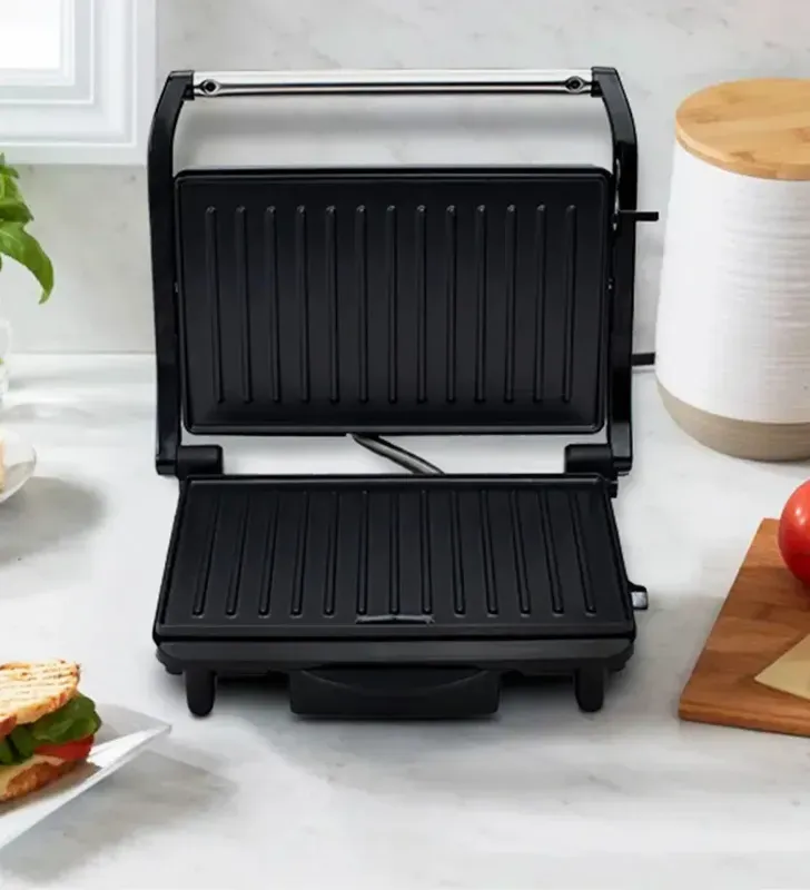 Sandwichera Grill Eléctrica 1000W Gris 180° EL36C4 Signa