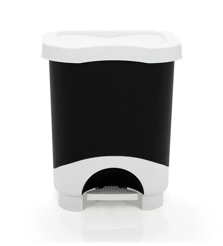 Bote Papelero con Pedal Cubasa No. 8 - 8 Litros Negro