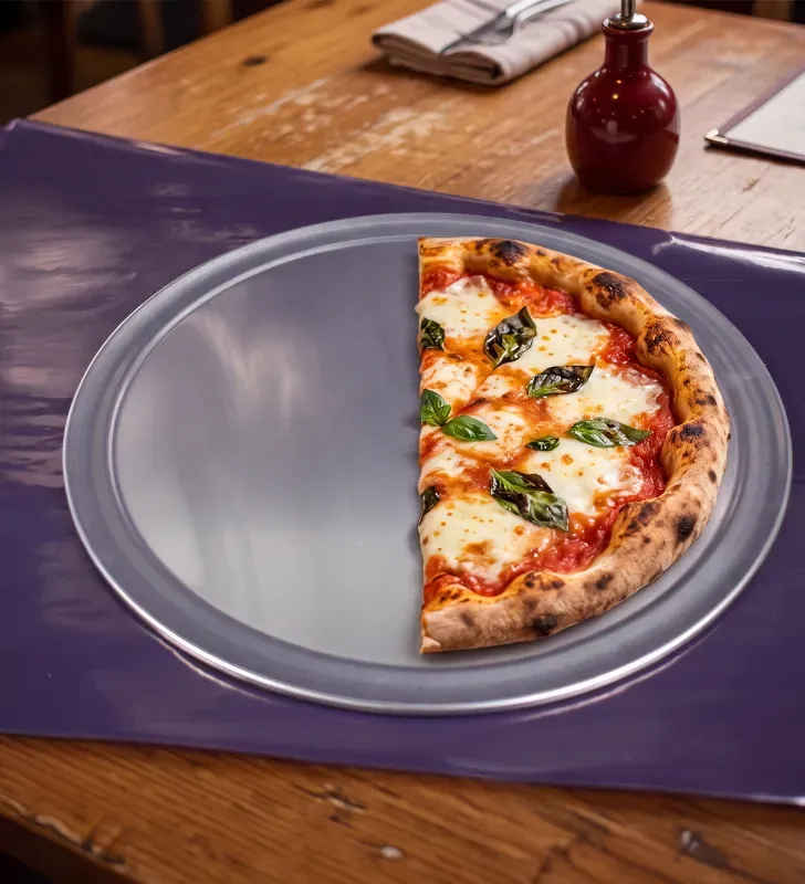 Ideal para hornear, preparar, cortar y servir pizzas de tamaño grande, focaccias, galletas gigantes y tartas en pizzerías, resta