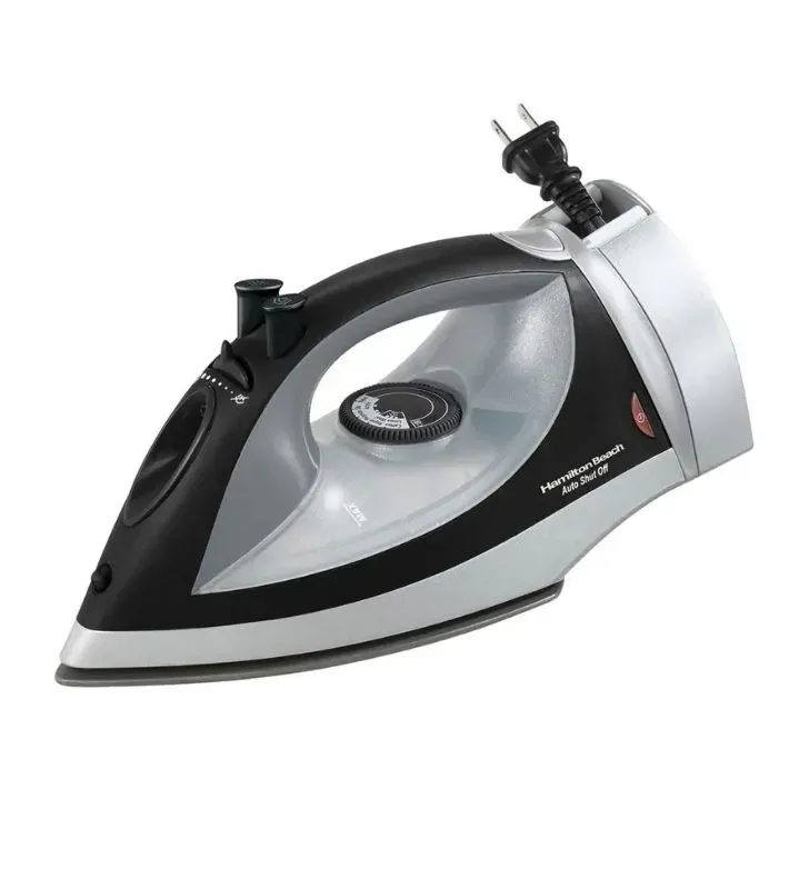 Plancha Hamilton Beach 14210R | Anti‑adh. con cable retráctil y vapor vertical