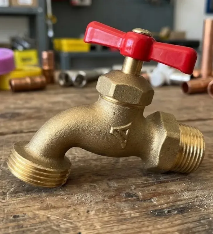Llave de Nariz para Jardín 1/2" Acabado Latonado 7652 | Santul