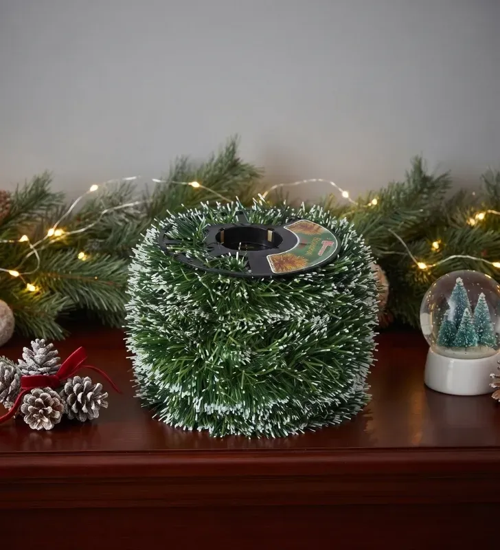 Ideal para decorar árboles de Navidad, barandales de escaleras, columnas, marcos de puertas, techos y vitrinas comerciales.