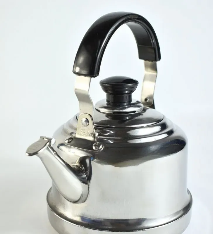AD-5105-2 TETERA DE ACERO INOX CAP APROX 2.5 litros