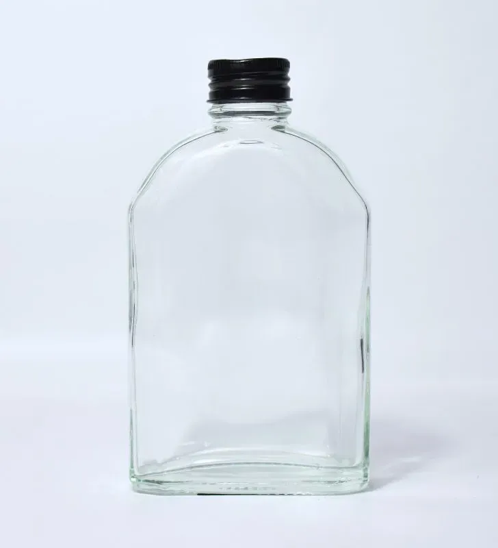 Botella de Cristal con Tapa Negra – Cuadrada y Hermética Cuisine Spot