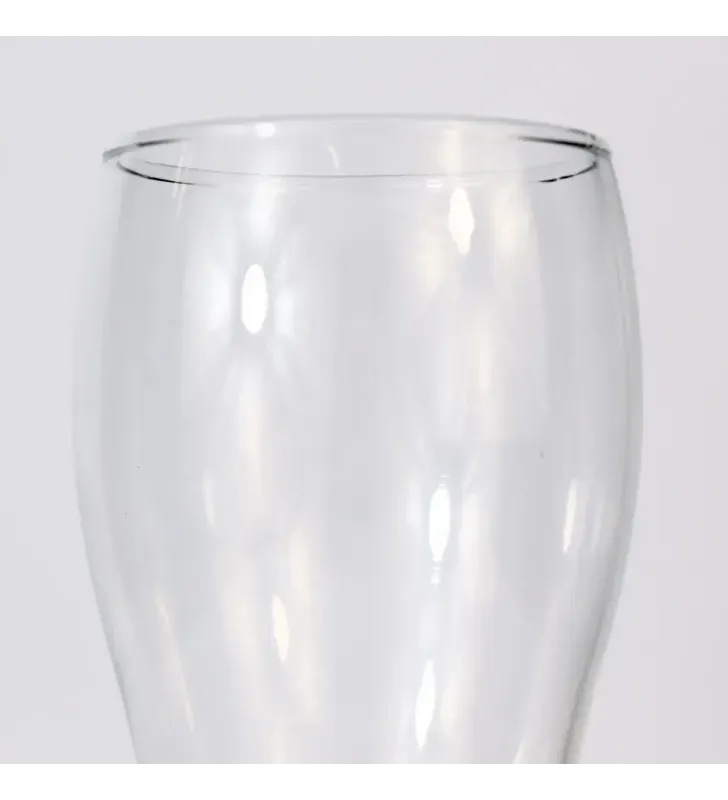 Cervecero Joinville Nadir 7941 23 oz | Vidrio resistente