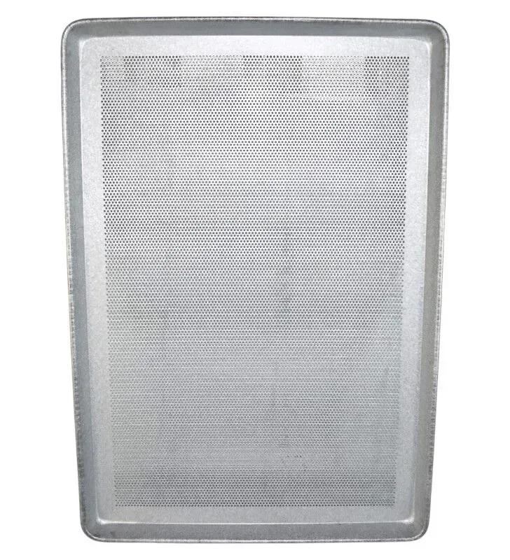 Charola Zincalum Ideal 45 x 65 cm Perforada – Resistente y Uniforme