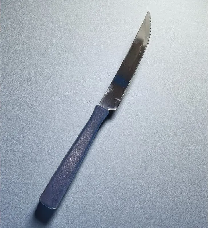 Cuchillo de asado 4" Tramontina New Kolor azul – acero inoxidable resistente