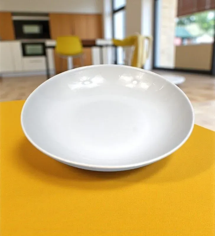 Plato Hondo 23 cm Beyaz Ánfora – Cerámica Resistente