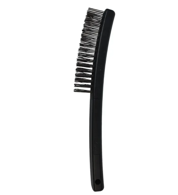 Cepillo de Alambre 3x17 con Mango Aksi – Resistente y Eficaz