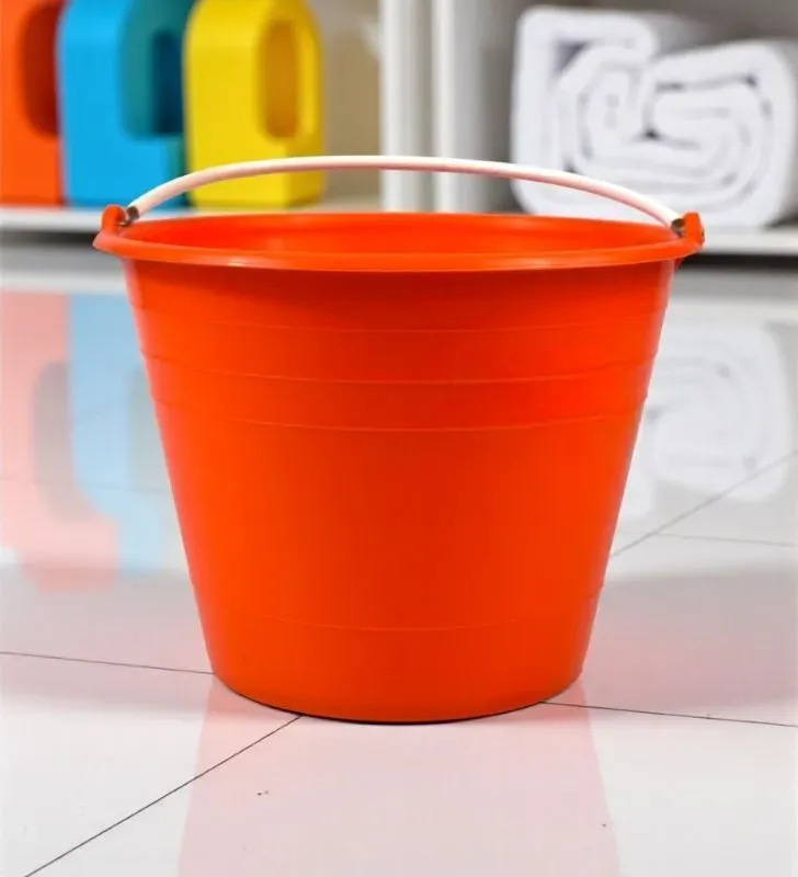 Cubeta Cónica No. 8 Plásticos Quetzal – Naranja, amarilla y verde