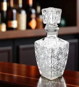 Licorera Diamante Mediana 500 ml – Vittori