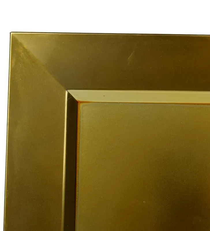 Plato Base Cuadrado Bari Dorado Plástico – Vittori 3705D