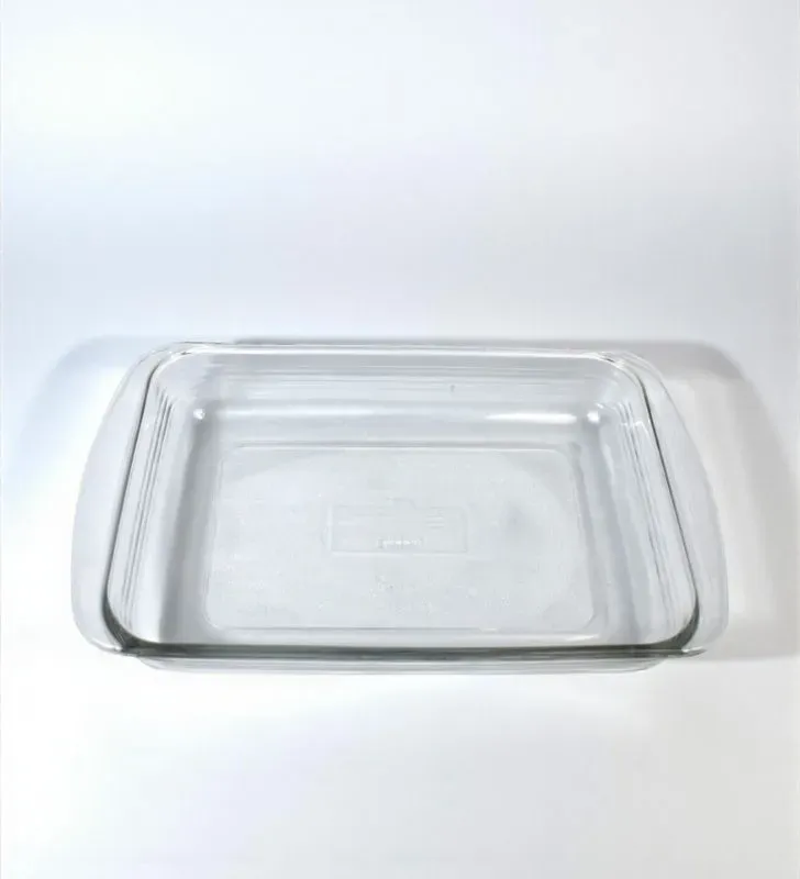 Bandeja Rectangular de Vidrio 4.2 L Libbey T013