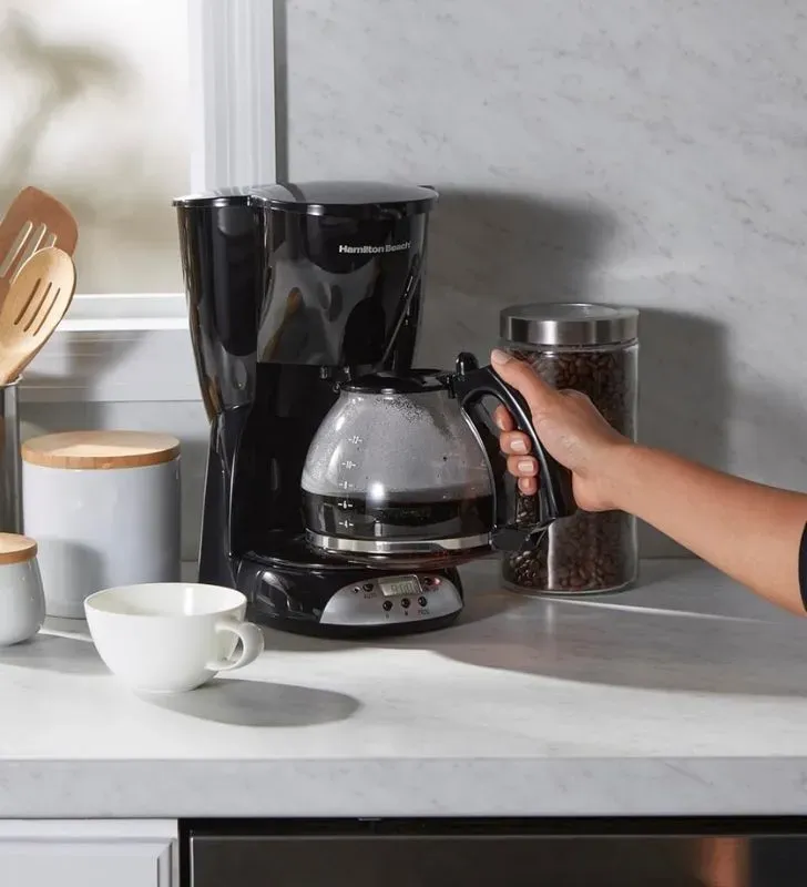 Cafetera Hamilton Beach 49465R – 12 tazas programable