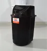 Bote Dinamarca No. 4 de plástico reproceso Arplasa – 25L, tapa balancín